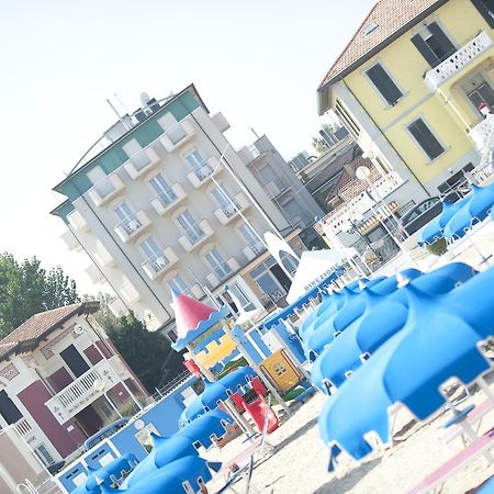 Hotel Alsen Rimini Bagian luar foto