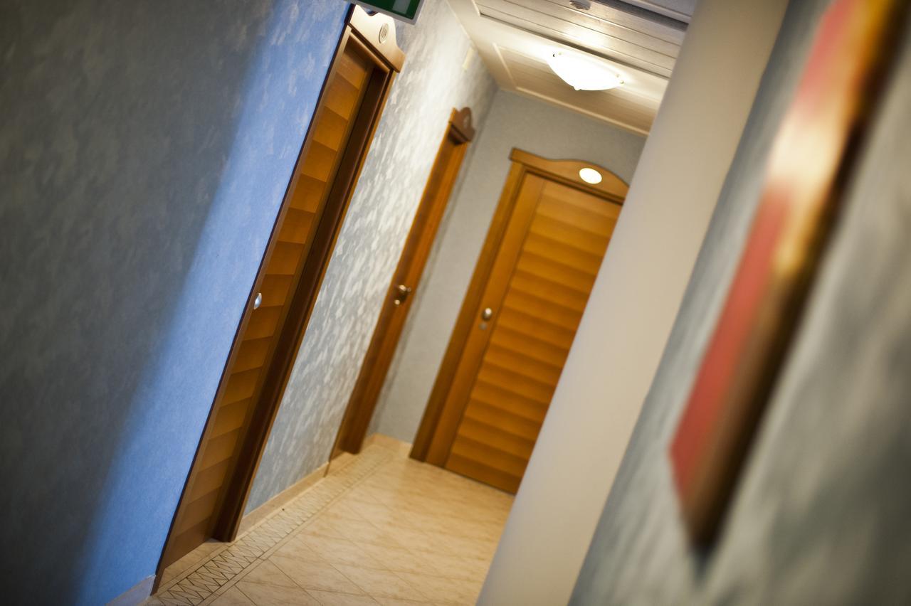 Hotel Alsen Rimini Bagian luar foto