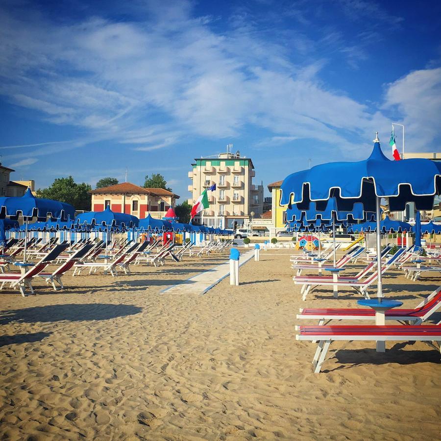 Hotel Alsen Rimini Bagian luar foto